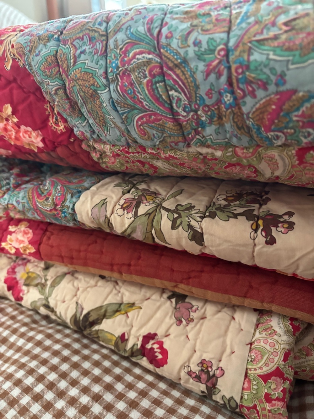 Pottery Barn Georgia Patchwork King Quilt ~ Beautiful! - Picture 5 of 7